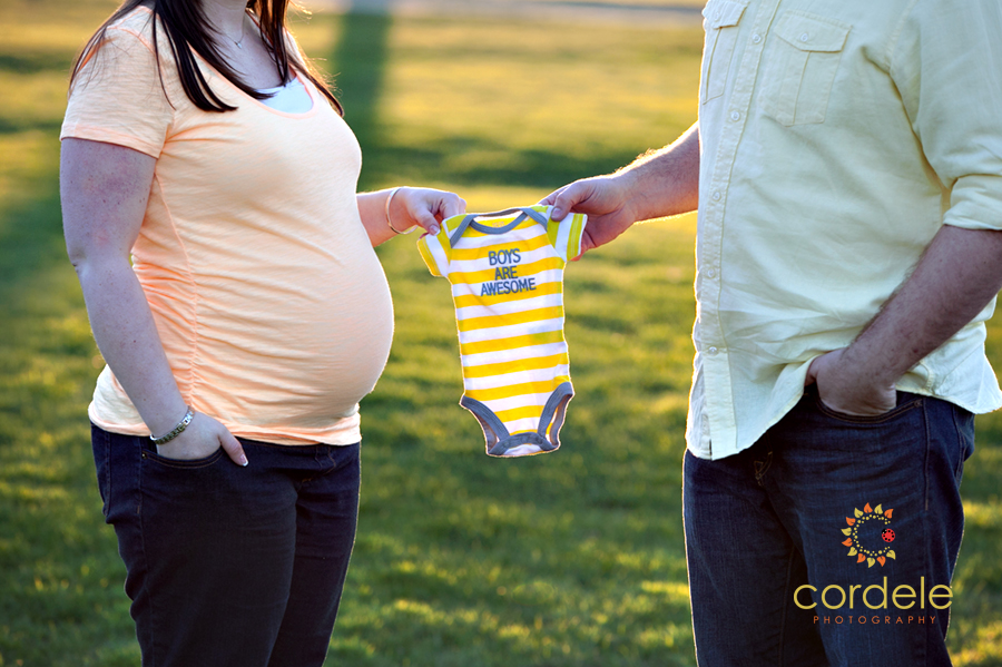 Wakefield MA Outdoor Maternity Photos